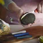 Juego 3 cuchillos pequeños de cocina y pelapapa Les Essentiels - Imagen 3