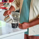 Taza Daybreak Con Plato 192 ml – Negro - Imagen 3