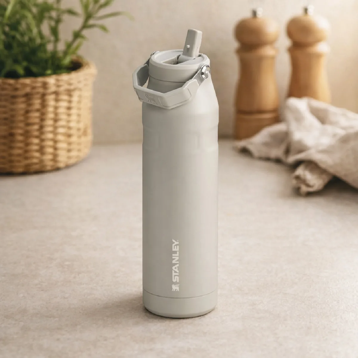 47460-BOTELLA-TERMICA-STANLEY-ICEFLOW-AERO-FS-1LT-ASH-00 Botella Térmica Iceflow Aerolight Flip straw 2.0 1 litro - Imagen 1