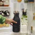 Jarra de vidrio con funda 1 litro – Negro