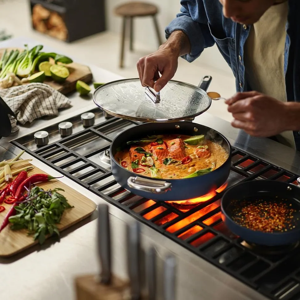 831 Sartén cerámica antiadherente Space Asa plegable 28 cm - Imagen 1