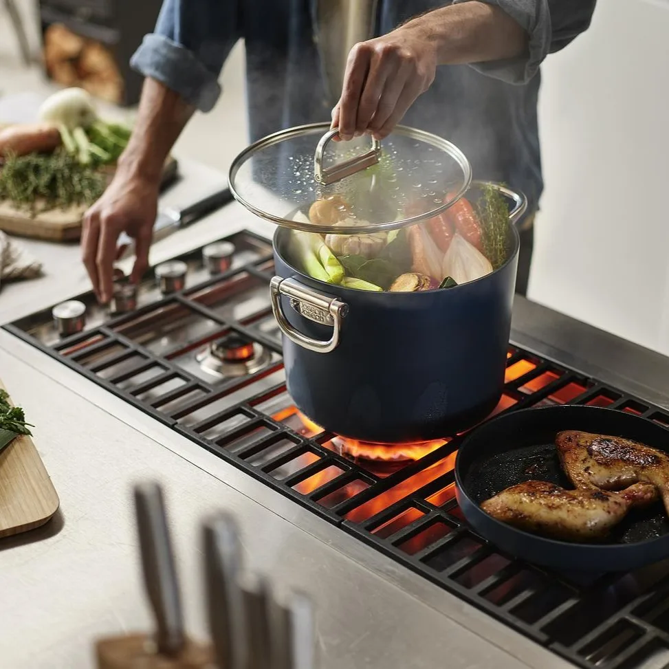 832 Olla cerámica antiadherente Space Asas plegables 25 cm - Imagen 1