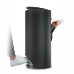 Tacho de Basura Arc 30 Litros Acero Negro Mate con Pedal - Imagen 3