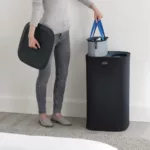 Canasto de ropa doble compartimiento 60 litros Tota - Negro
