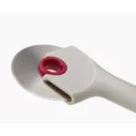 Cortador de pizza rueda Ringo - Blanco - Imagen 5