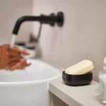 Jabonera inteligente compacta Slim - Negro - Imagen 4