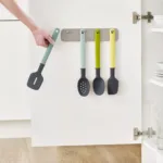 Juego de 4 utensilios de cocina con soporte Elevate Silicone