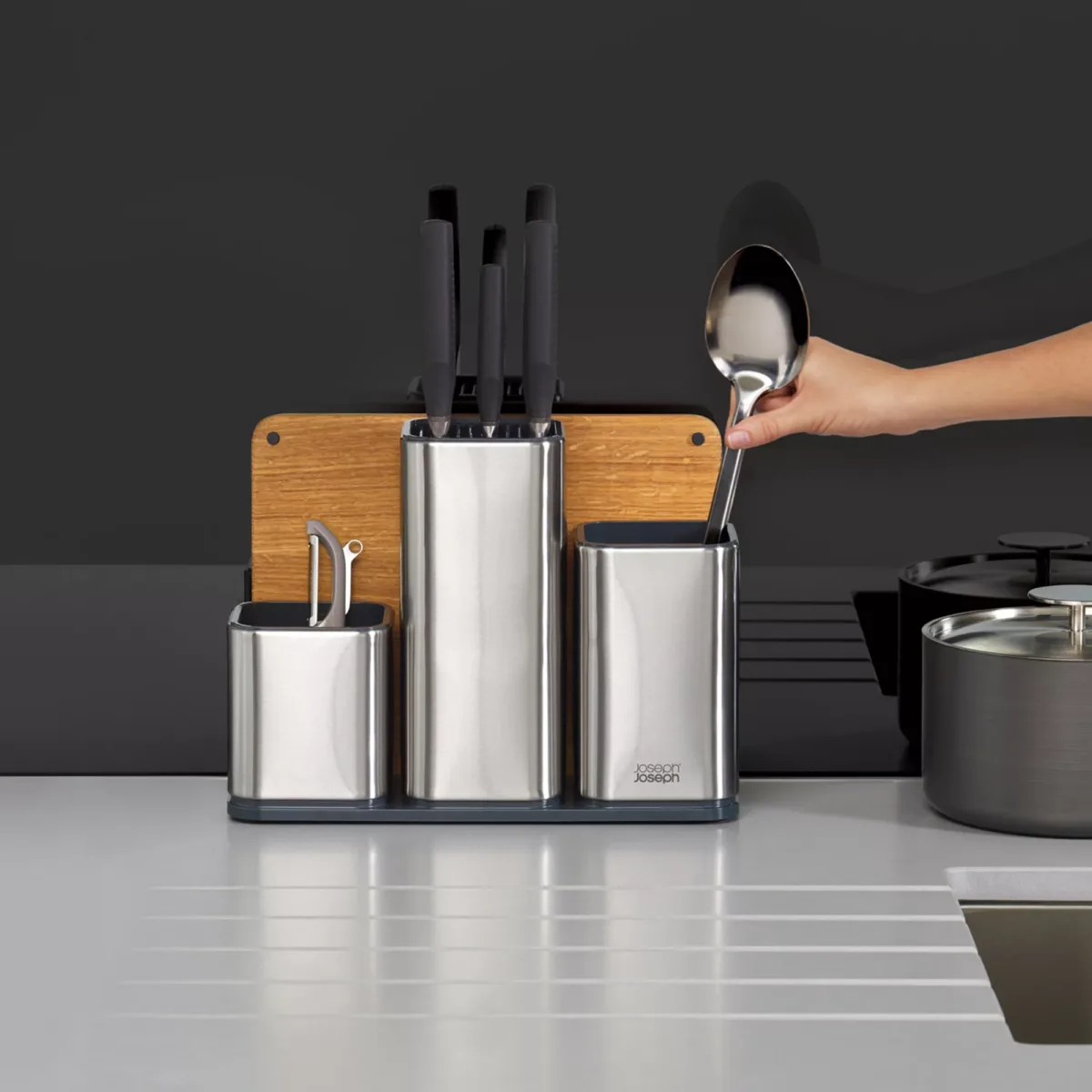joseph-joseph-organizador-encimera-con-tabla-de-corte-antideslizante-counterstore-steel-95026-300287-05 Organizador de utensilios de cocina - Imagen 1