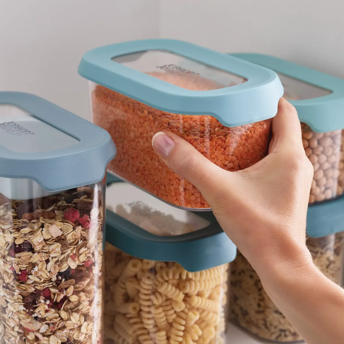 joseph-joseph-set-de-recipientes-contenedores-para-almacenamiento-cupboardstore-x5-300247-06 Set de recipientes con tapa x 5 Cupboardstore - Imagen 4