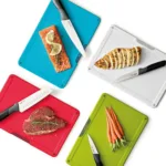 Set de 4 tablas para cortar y 4 cuchillos con estuche Folio - Multicolor - Imagen 4