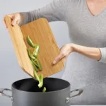 Tabla para cortar picar plegable de bambú Chop - Bambu