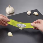 Triturador prensa de ajo Rocker - Verde - Imagen 4