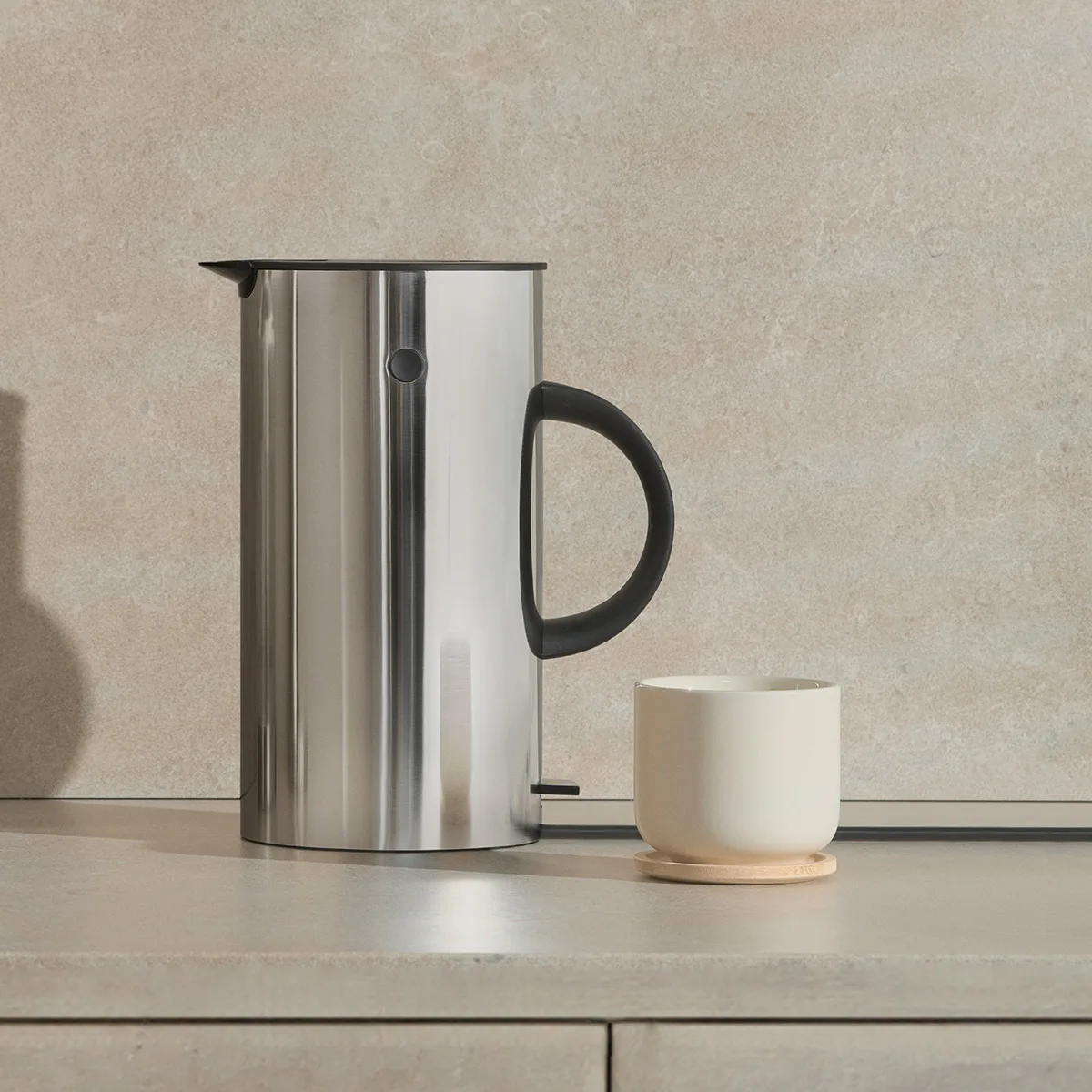 stelton-taza-con-posavasos-200-ml-blanco-stelton-X-632-1-STAX-632-1B101-02 Taza Theo con posavasos 200 ml - Imagen 1